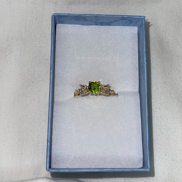Green & Gold Elegant Cubic Zirconia Ring - St. Patrick’s Day - Picture 4 of 5